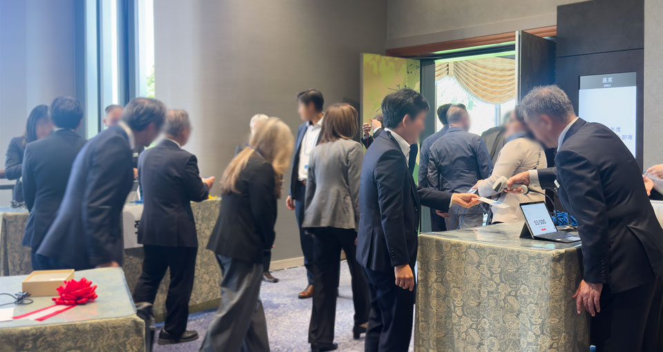 一般財団法人首都圏不燃建築公社 令和7年度 業務説明会の入場受付の写真